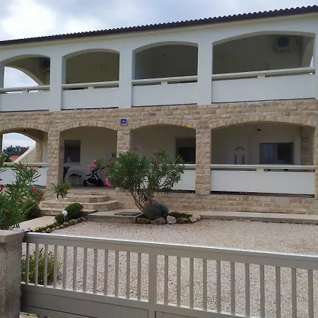 Apartmani Vjeko Vir Exterior photo